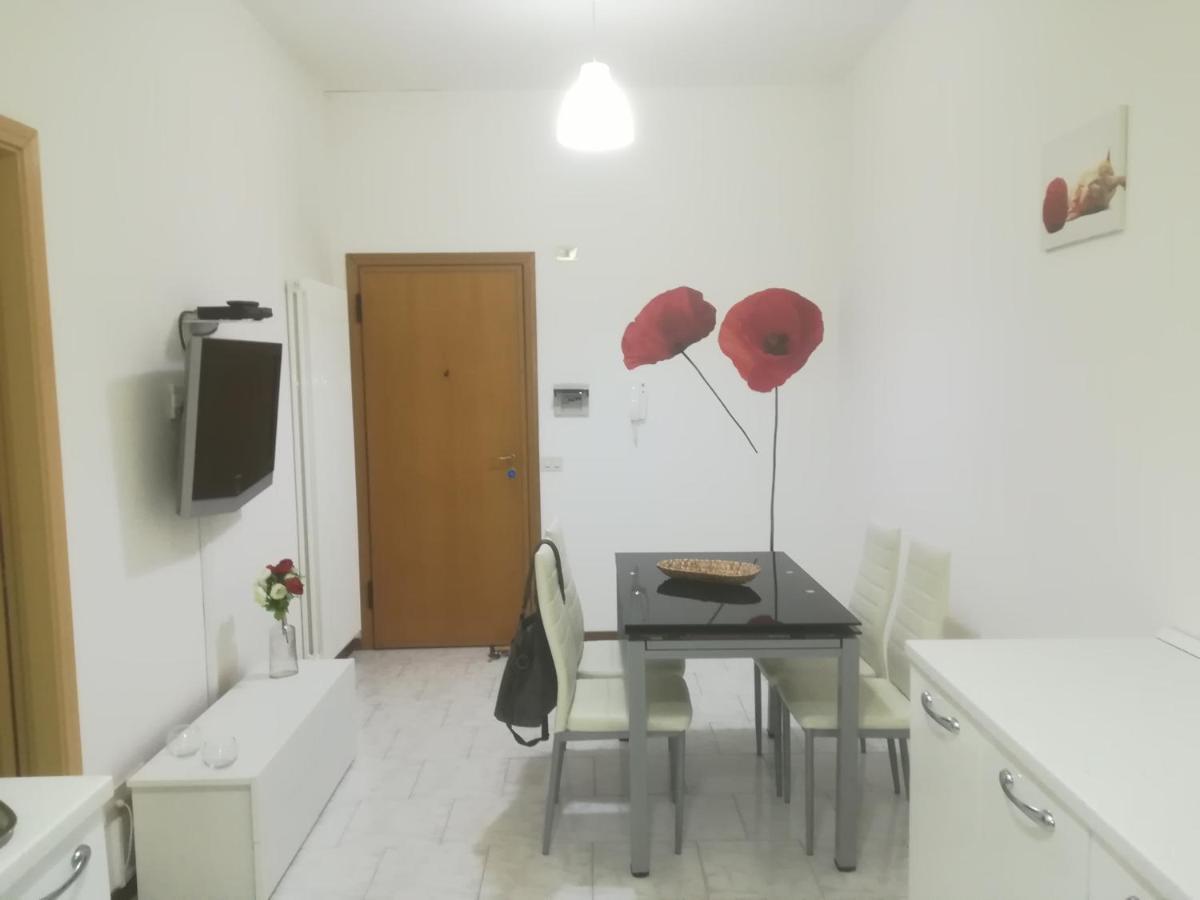 Bilocale Marina Romea Appartement Buitenkant foto