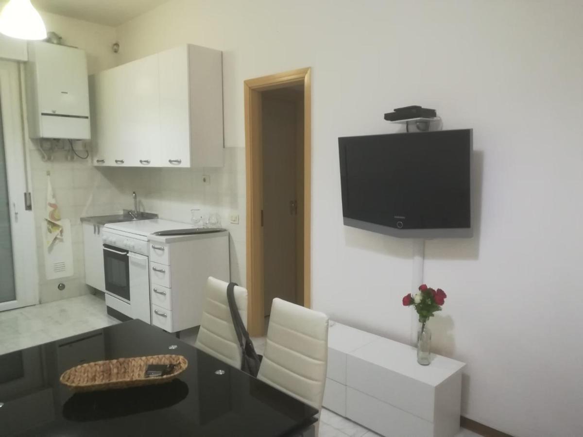 Bilocale Marina Romea Appartement Buitenkant foto